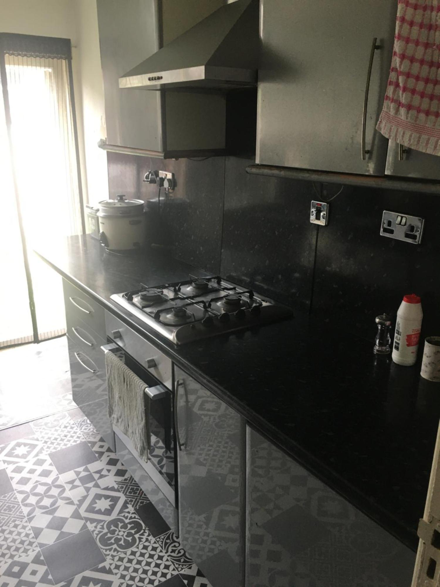Single - Town & Nearby, 24h Bus, Airport-linked Homestay *