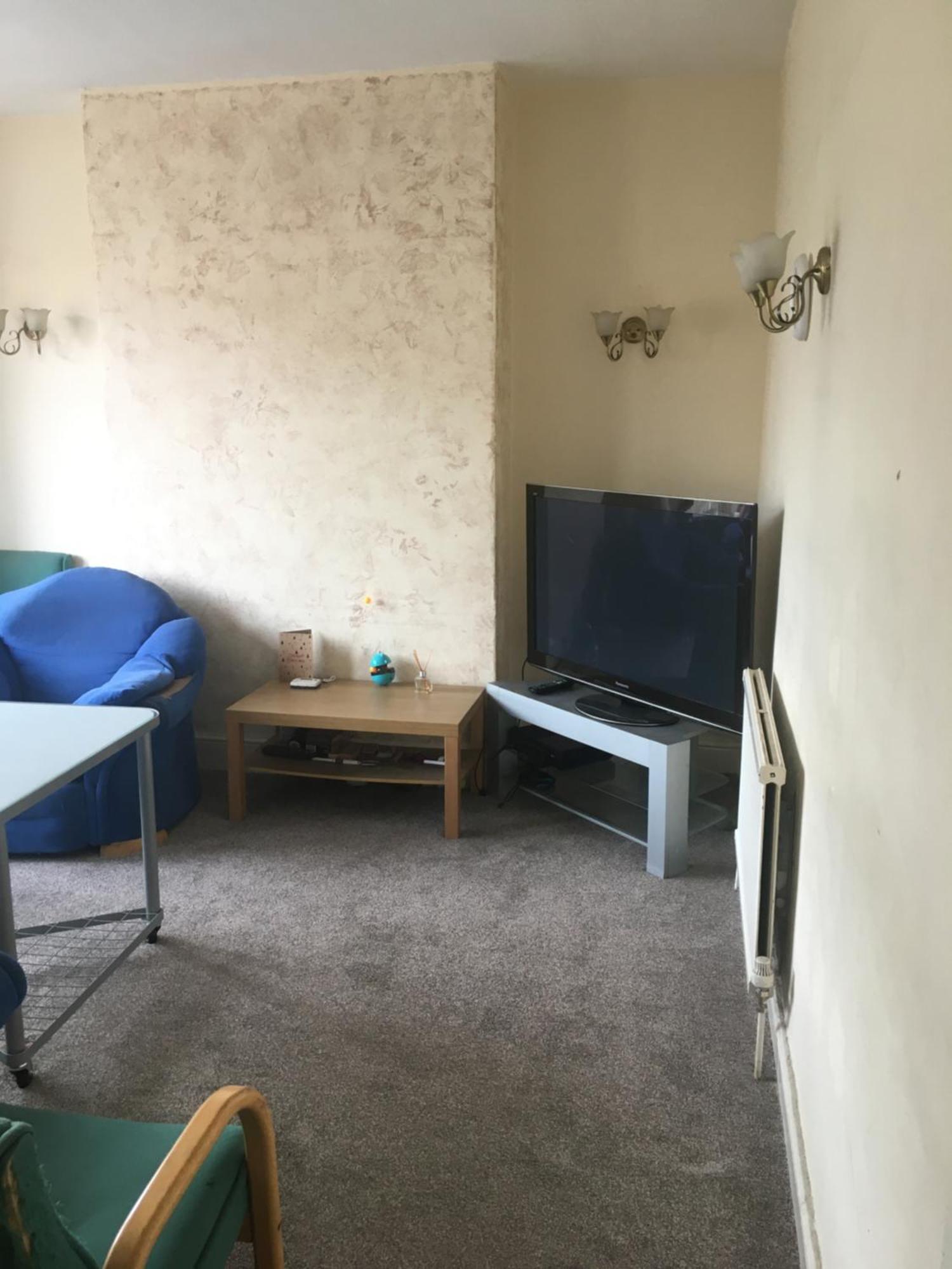 Single - Town & Nearby, 24h Bus, Airport-linked Homestay Manchester